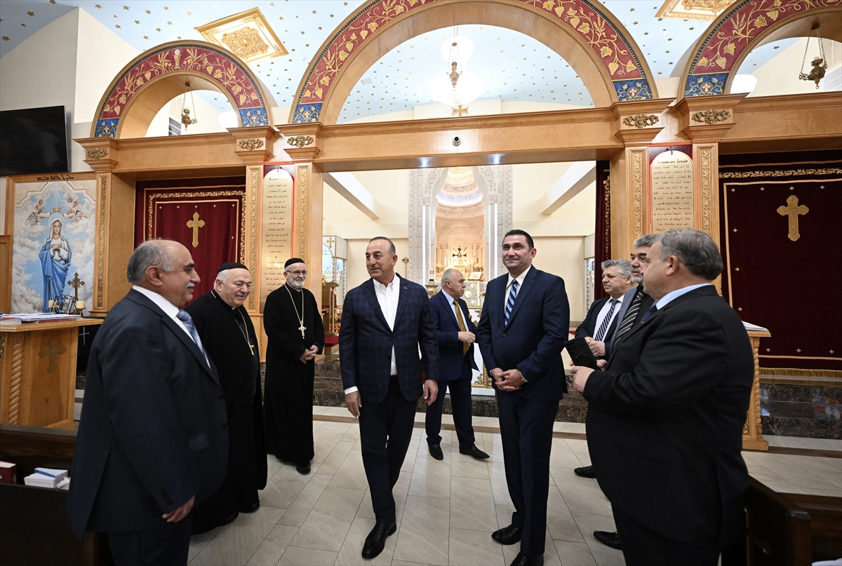 Çavuşoğlu, ABD Süryani toplumunu ziyaretinde “birlik ve beraberlik” mesajı verdi