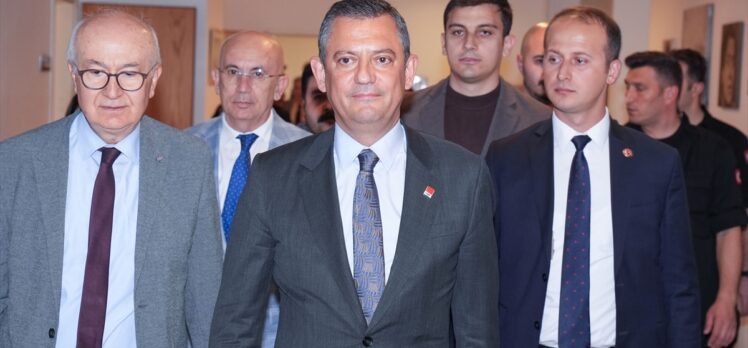 CHP Genel Başkanı Özel, Bilkent Üniversitesinde gençlerle buluştu: