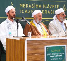 Diyarbakır'da hafızlık ve İslami ilimler eğitimini tamamlayan 78 öğrenci icazetlerini aldı