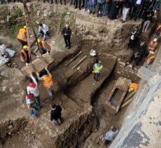 Diyarbakır'da üzerinde “Malta Haçı” bulunan Roma dönemine ait lahit bulundu