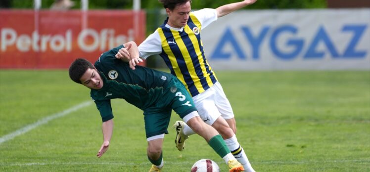 Fenerbahçe 19 Yaş Altı Futbol Takımı, Giresunspor'u 4-1 mağlup etti