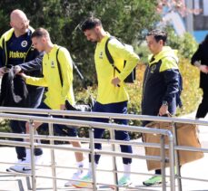 Fenerbahçe Futbol Takımı, Olympiakos maçı için Yunanistan'a gitti