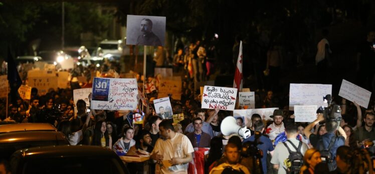 Gürcistan'da “yabancı etkinin şeffaflığı” konulu yasa tasarısı karşıtı gösteriler devam etti