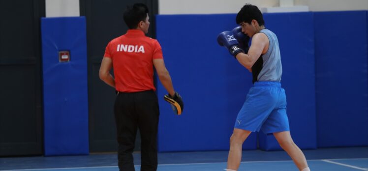 Hint ve İtalyanlar, Türk kadın boksörlerle ortak kamp yapıyor