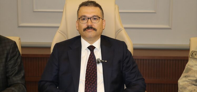 Iğdır Valisi Turan, “Asayiş ve Güvenlik Değerlendirme Toplantısı”nda konuştu: