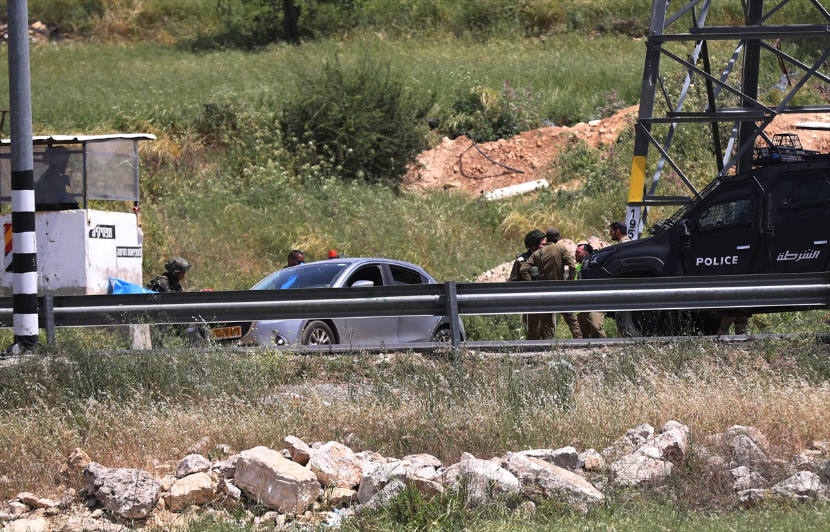 İsrail askerleri Batı Şeria'da “bıçaklı saldırı” girişimi iddiasıyla Filistinli bir kadını öldürdü