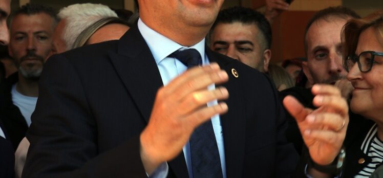 Kastamonu Belediye Başkanı Baltacı, mazbatasını aldı