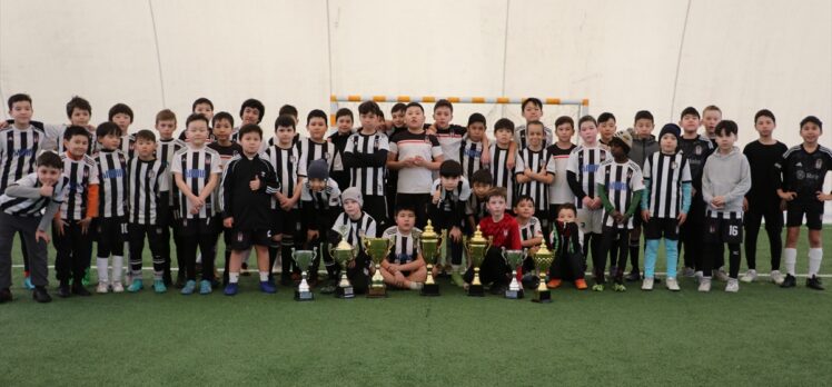 Kazakistan'da geleceğin futbolcuları Beşiktaş okullarında yetişiyor