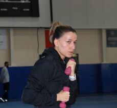 Milli boksör Hatice Akbaş, Avrupa'da altın madalya için yumruk sallayacak: