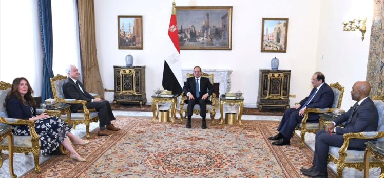 Mısır Cumhurbaşkanı ile CIA Direktörü, Gazze'de ateşkes çabalarını görüştü