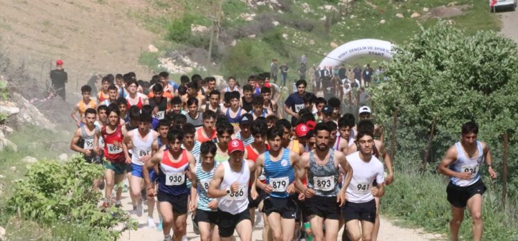Türkiye Dağ Koşuları Şampiyonası Siirt'te düzenlendi