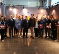 Zonguldak'ta “1. Uluslararası Çalgı Yapım Çalıştayı ve Sergisi” başladı