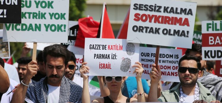 Aydın'da üniversite öğrencileri İsrail'in Gazze'ye yönelik saldırılarını protesto etti