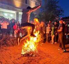 Çanakkale'nin Tevfikiye köyünde hıdırellez ateşi yakıldı
