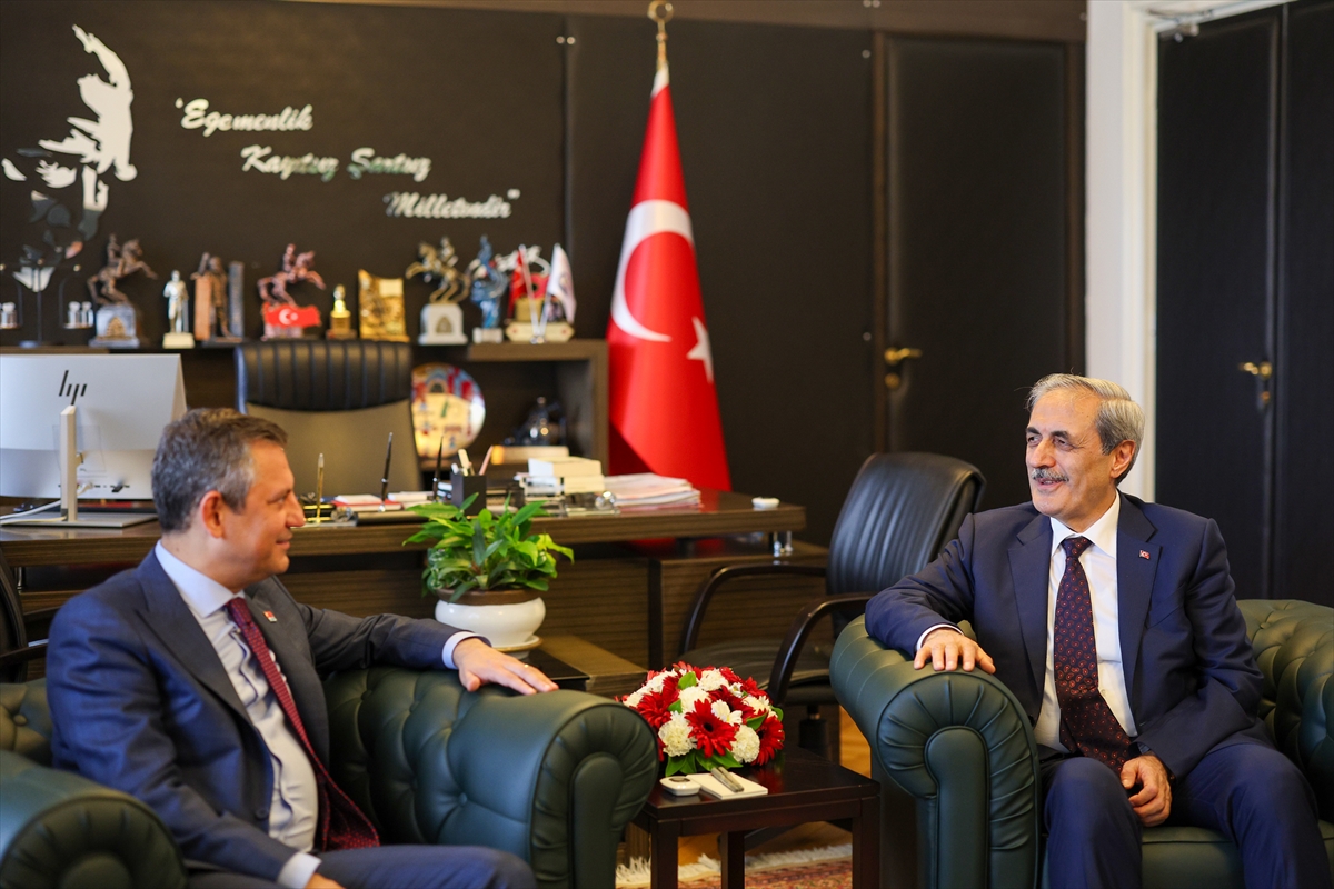 CHP Genel Başkanı Özel, Yargıtay Cumhuriyet Başsavcısı Şahin'i kabul etti