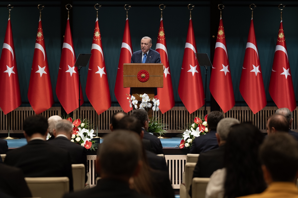 Cumhurbaşkanı Erdoğan, Kabine Toplantısı'nın ardından millete seslendi: (1)