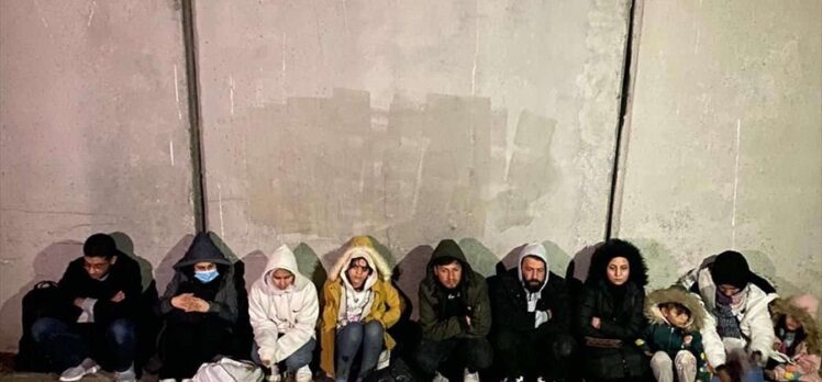 Edirne ve Kırklareli'nde 27 düzensiz göçmen yakalandı