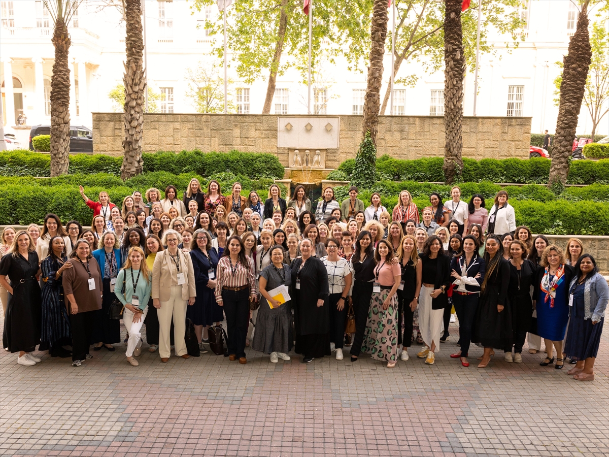 “EY Girişimci Kadın Liderler Programı” konferansı İstanbul'da düzenlendi