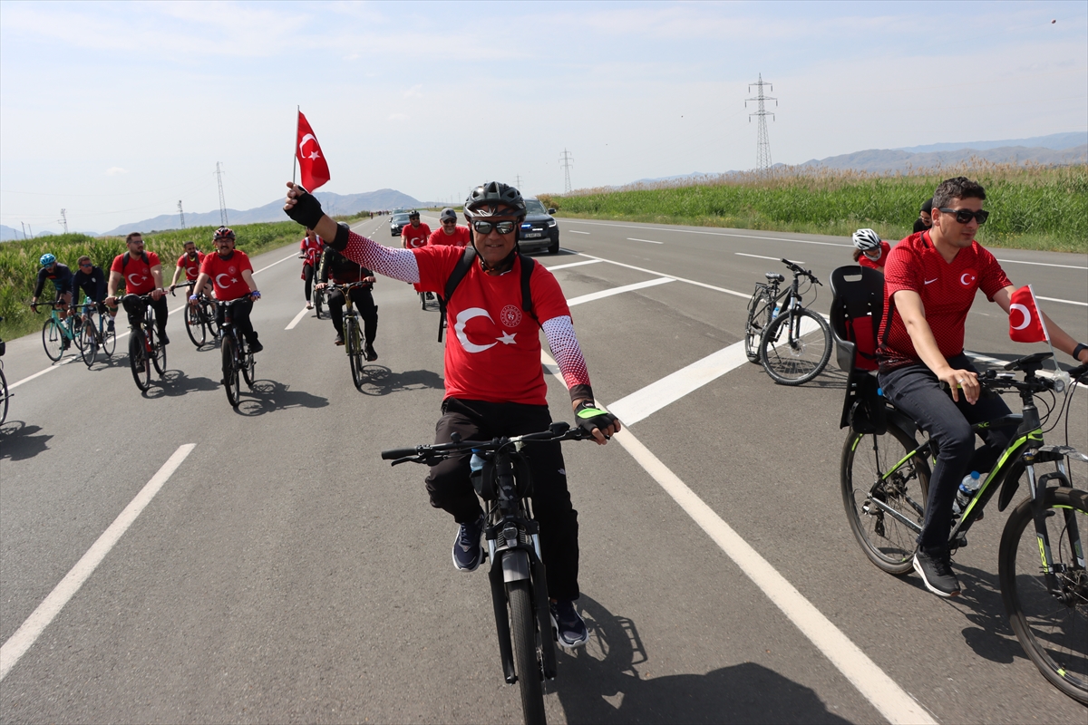 Iğdır'da 1.Turan Yolu Bisiklet Turu düzenlendi