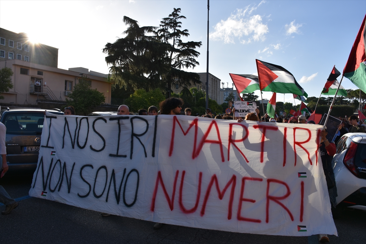 İsrail'in Refah'taki saldırılarına Roma'da protesto