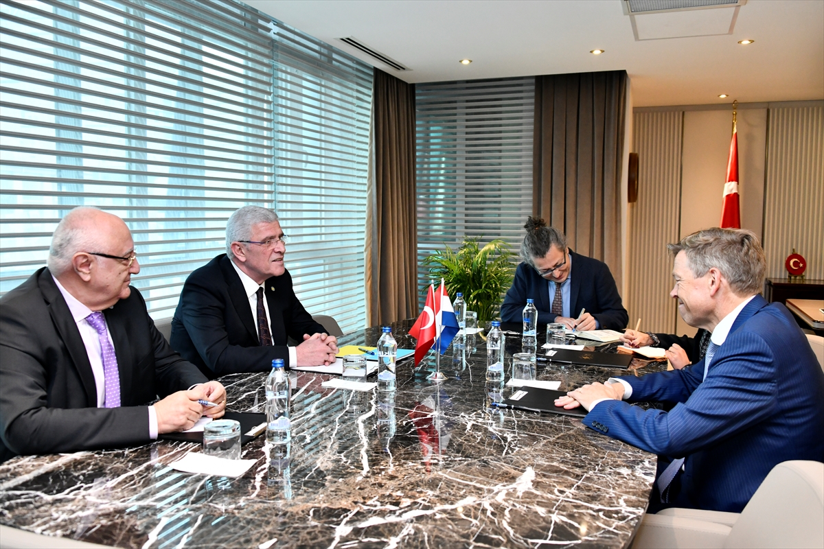 İYİ Parti Genel Başkanı Dervişoğlu, Hollanda'nın Ankara Büyükelçisi Wijnands ile görüştü