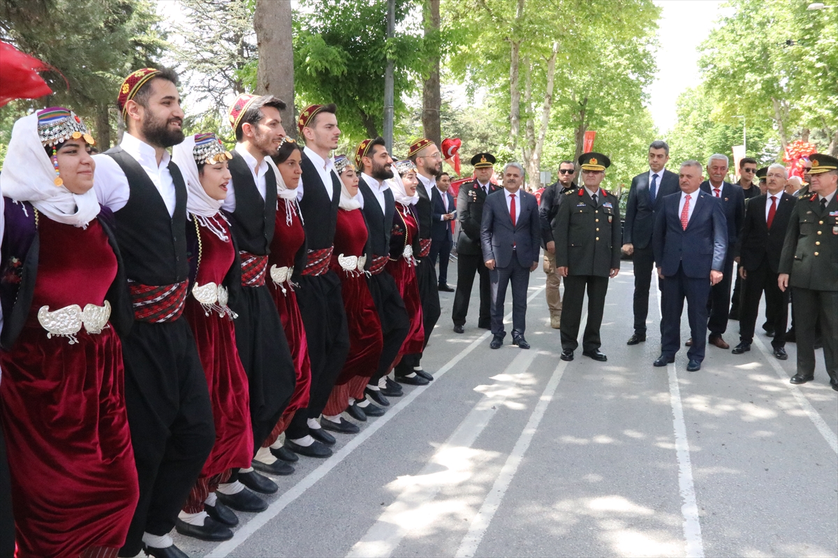 Gaziantep ve çevre illerde 19 Mayıs Atatürk'ü Anma, Gençlik ve Spor Bayramı kutlanıyor