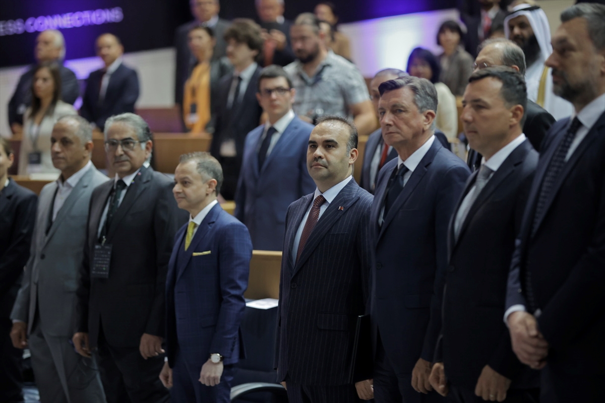 Sanayi ve Teknoloji Bakanı Kacır, Saraybosna İş Forumu'na katıldı: