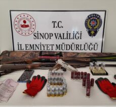 Sinop’ta akaryakıt istasyonundan yağma yapan zanlı tutuklandı