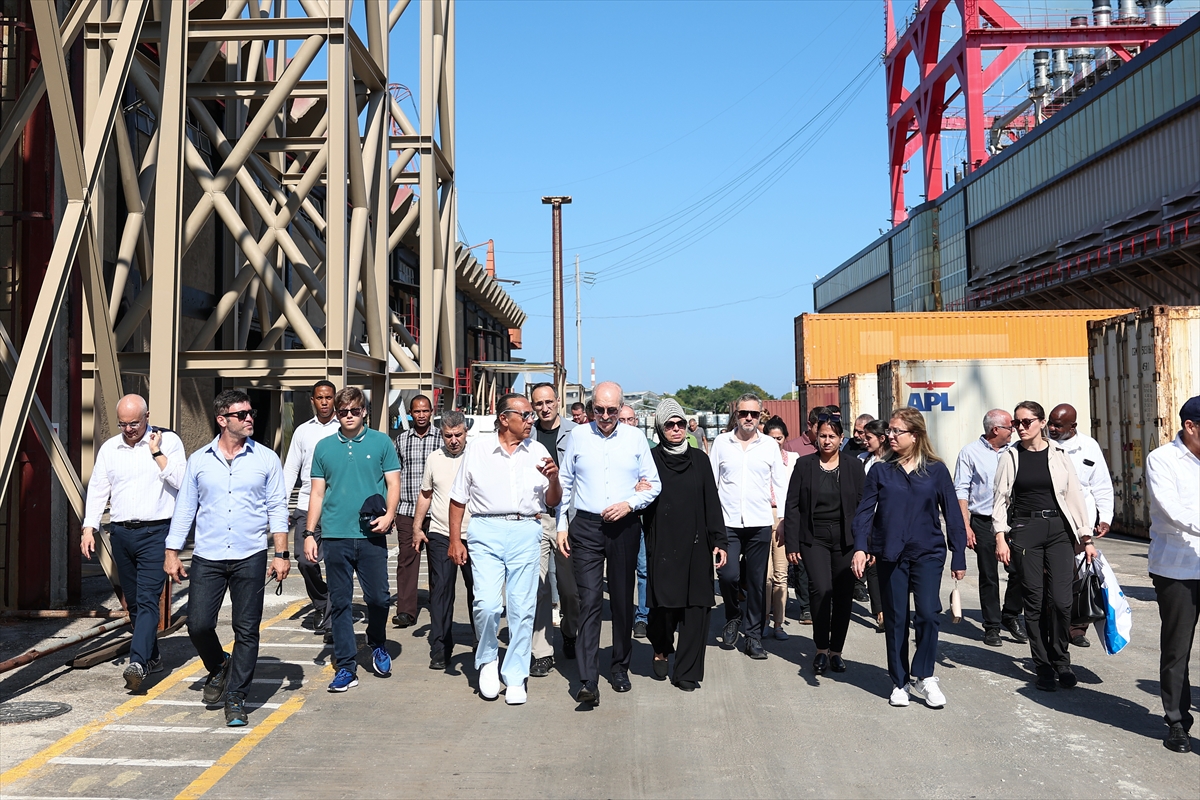TBMM Başkanı Kurtulmuş, Havana'da elektrik üretimi yapan Türk şirketini ziyaret etti