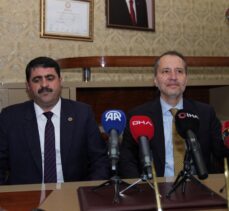 Yeniden Refah Partisi Genel Başkanı Erbakan, Erzurum ziyaretinde konuştu: