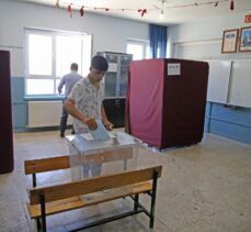 Hilvan'da oy verme işlemi başladı