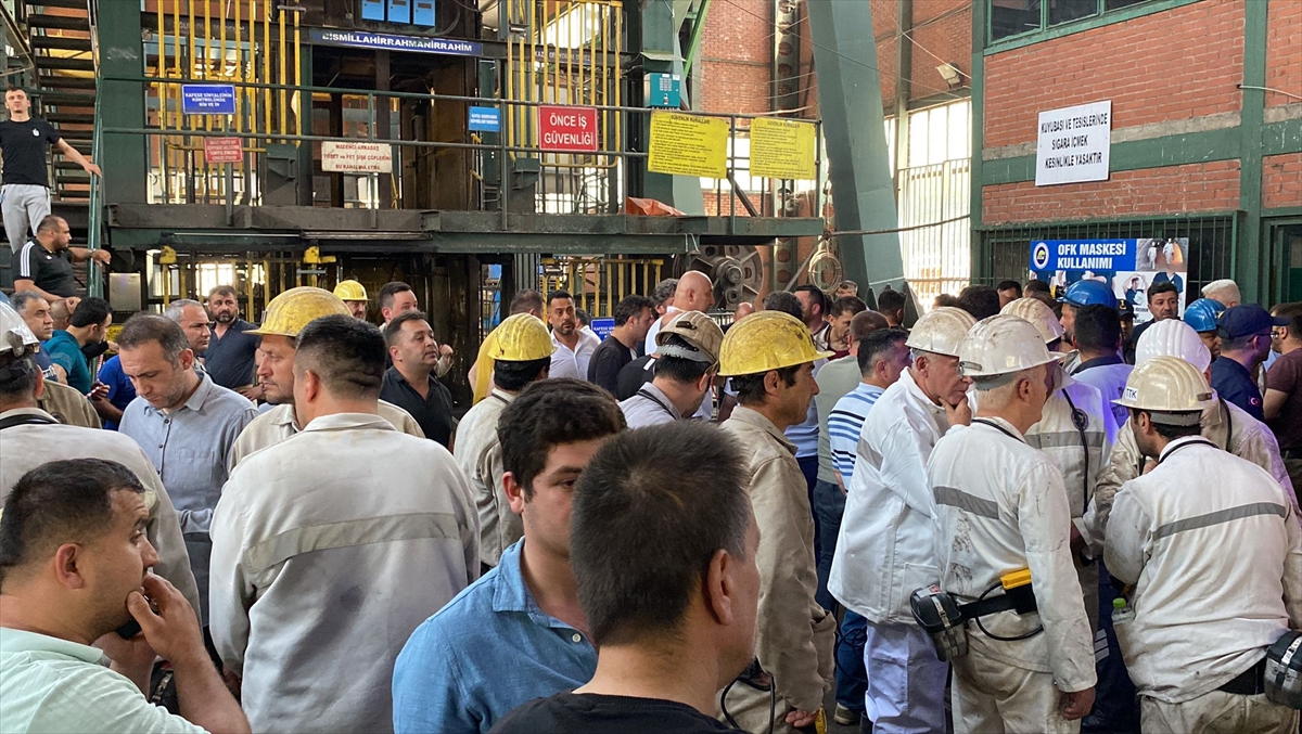 Zonguldak'ta maden ocağındaki göçükte mahsur kalan 2 işçiden biri kurtarıldı