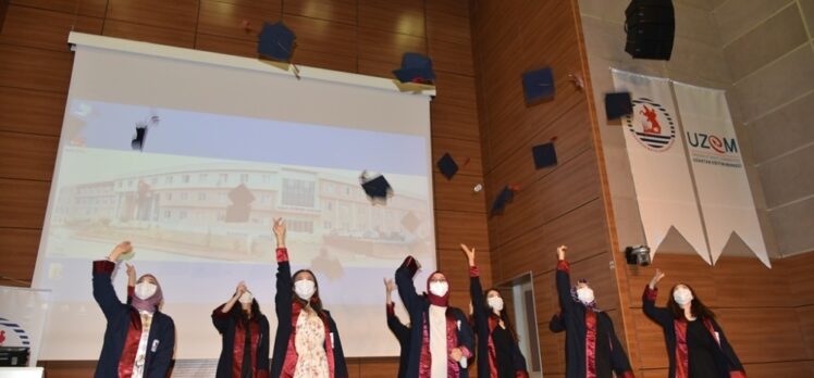 OMÜ Sağlık Bilimleri Fakültesi mezuniyet töreni online gerçekleşti
